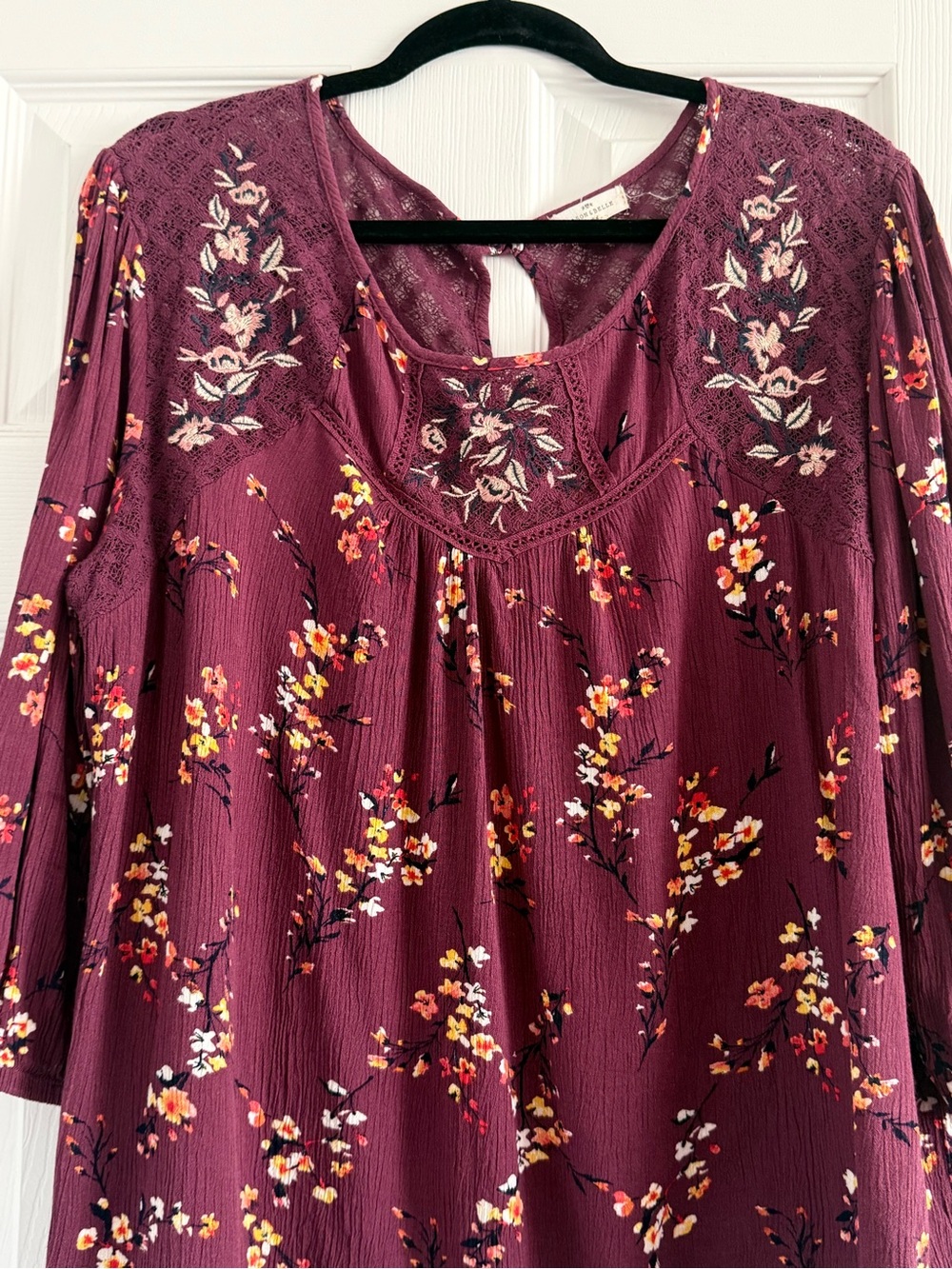 🍁 Mason & Belle Boho Floral Lace Yoke Blouse - Plum 1X - Picture 3 of 8